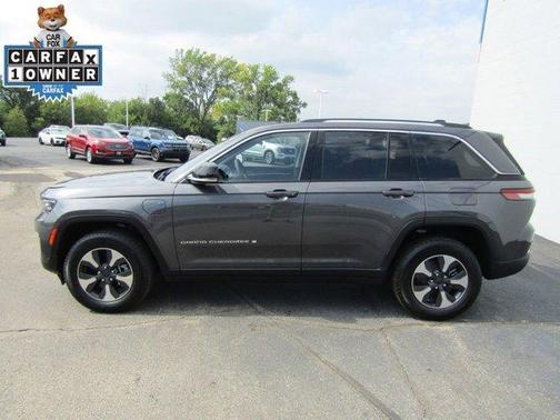 2022 Jeep Grand Cherokee 4xe Base