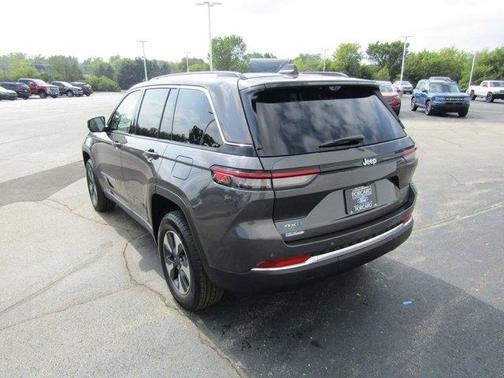 2022 Jeep Grand Cherokee 4xe Base