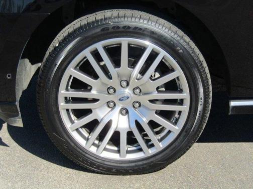 2022 Ford Expedition Platinum