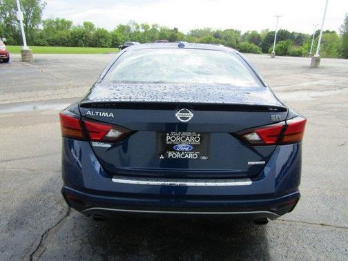 2022 Nissan Altima 2.0 SR