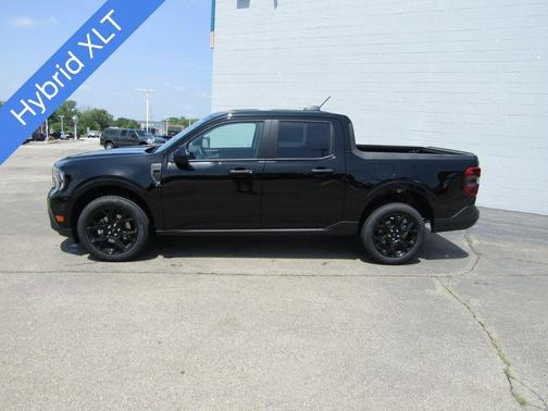Shadow Black 2026 Ford Maverick XLT