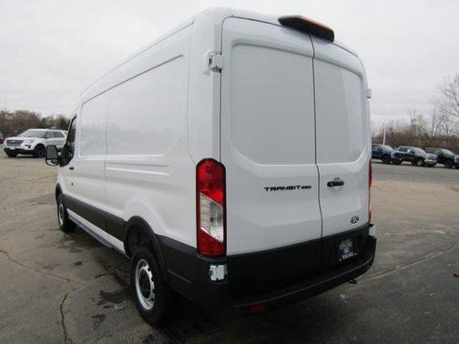 2026 Ford Transit-250 148 WB Medium Roof Cargo