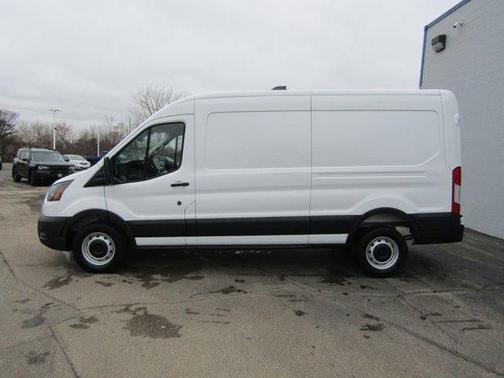 2026 Ford Transit-250 148 WB Medium Roof Cargo
