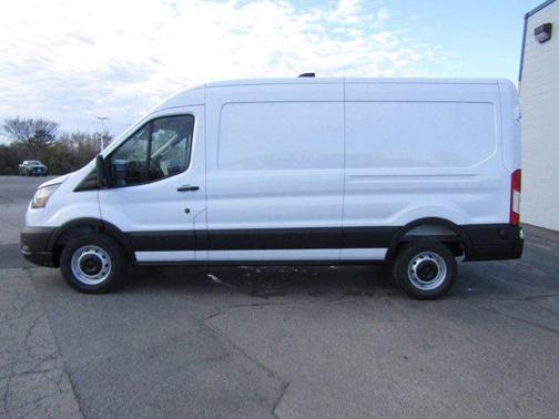 2026 Ford Transit-250 148 WB Medium Roof Cargo