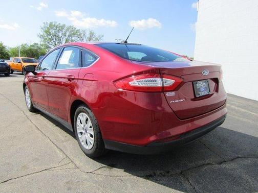 Ruby Red Tinted Clearcoat 2014 Ford Fusion S
