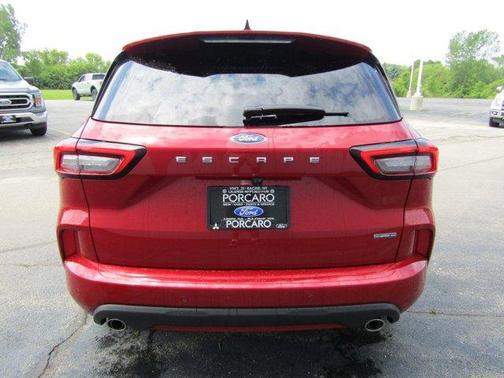 2025 Ford Escape ST-Line Elite