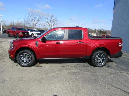 2025 Ford Maverick XLT