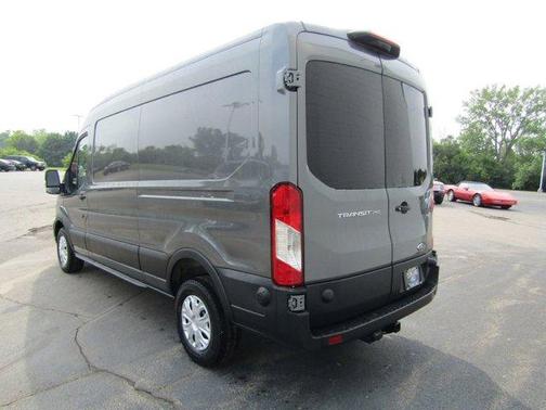 2025 Ford Transit-250 148 WB Medium Roof Cargo