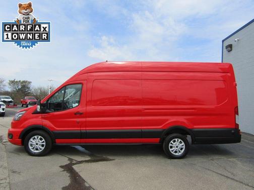 2024 Ford E-Transit Base