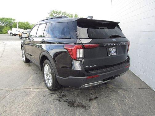 Agate Black Metallic 2026 Ford Explorer Active