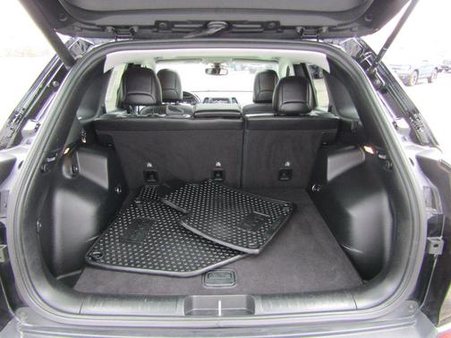 Diamond Black 2020 Jeep Cherokee Latitude Plus