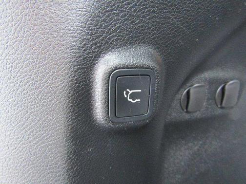Diamond Black 2020 Jeep Cherokee Latitude Plus