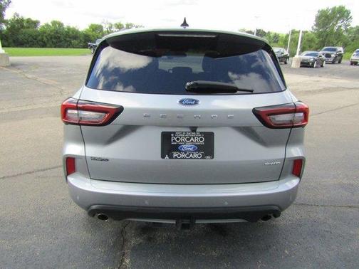 2023 Ford Escape ST-Line Select