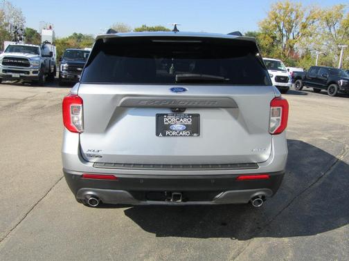 Silver Metallic 2024 Ford Explorer XLT