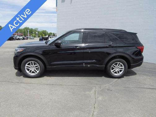 Agate Black Metallic 2026 Ford Explorer Active