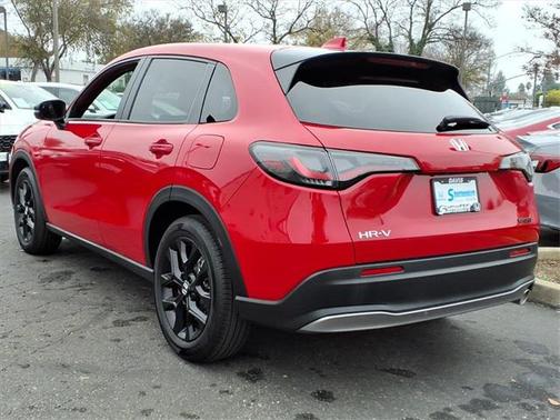 2025 Honda HR-V 2WD Sport