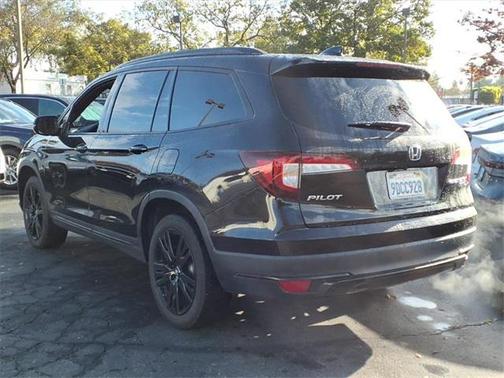 2022 Honda Pilot AWD Black Edition