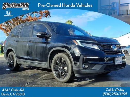 2022 Honda Pilot AWD Black Edition