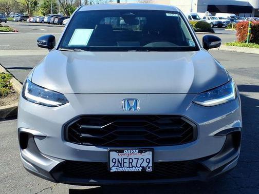 2025 Honda HR-V 2WD Sport