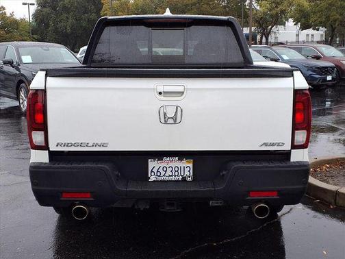 2023 Honda Ridgeline Black