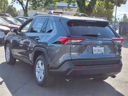 2020 Toyota RAV4 Hybrid LE