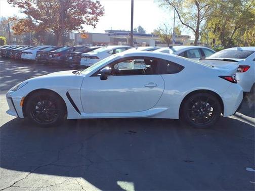 2023 Toyota GR86 Premium