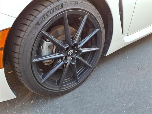 2023 Toyota GR86 Premium