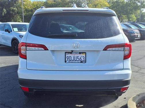 2022 Honda Pilot AWD Special Edition