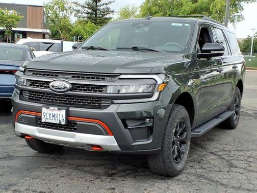 Forged Green Metallic 2022 Ford Expedition Timberline