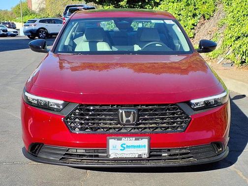 Radiant Red Metallic 2026 Honda Accord SE