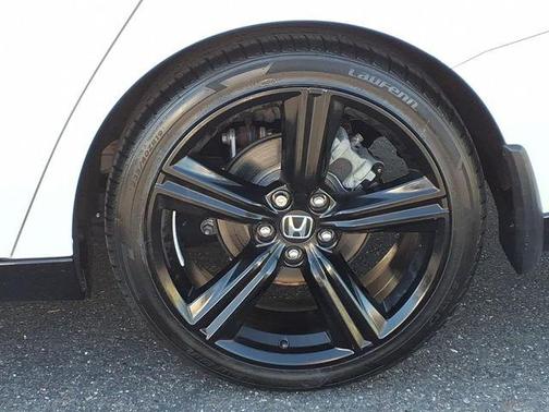 Platinum White Pearl 2024 Honda Accord Hybrid Sport-L