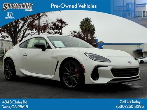 2024 Subaru BRZ tS
