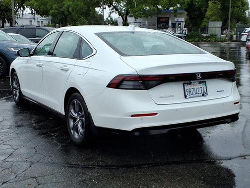 Platinum White Pearl 2024 Honda Accord Hybrid EX-L