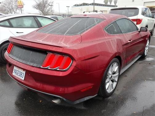 2015 Ford Mustang EcoBoost Premium