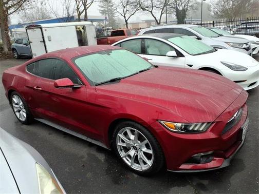 2015 Ford Mustang EcoBoost Premium