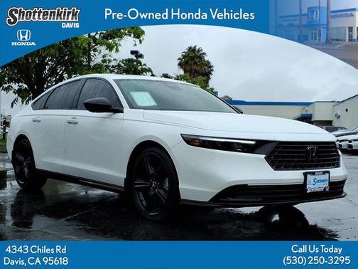 Platinum White Pearl 2024 Honda Accord Hybrid Sport-L