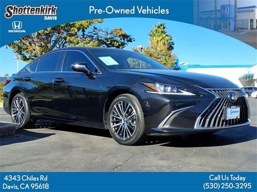 2024 Lexus ES 300h Base