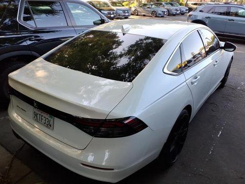 Platinum White Pearl 2024 Honda Accord EX