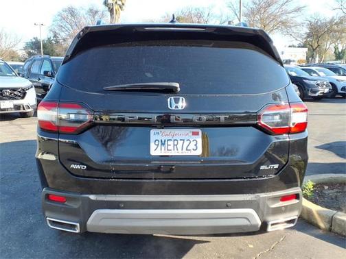 2024 Honda Pilot Elite