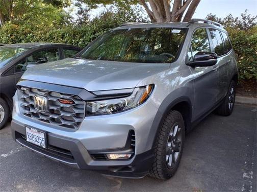 2025 Honda Passport AWD TrailSport