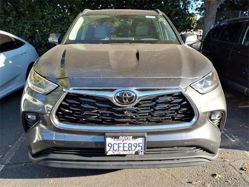 2022 Toyota Highlander Limited