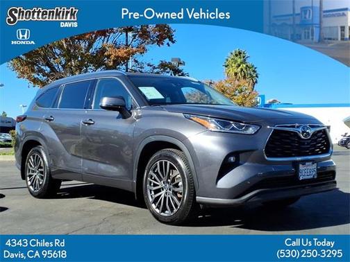 2022 Toyota Highlander Limited
