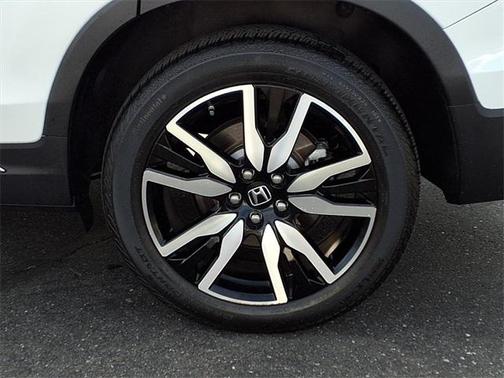 2022 Honda Pilot AWD Elite