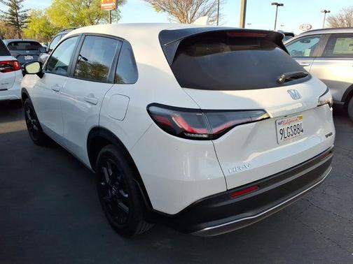 2024 Honda HR-V 2WD Sport