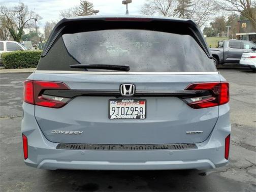 2025 Honda Odyssey Touring