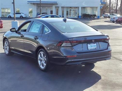 2025 Honda Accord LX 1.5T