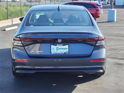 2025 Honda Accord LX 1.5T