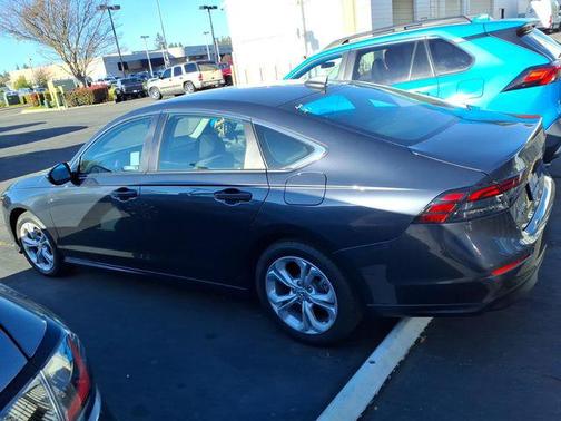 2025 Honda Accord LX 1.5T