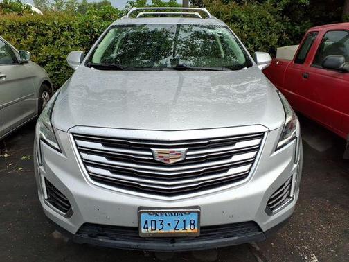 Radiant Silver Metallic 2019 Cadillac XT5 Premium Luxury