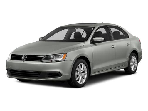 White 2014 Volkswagen Jetta TDI